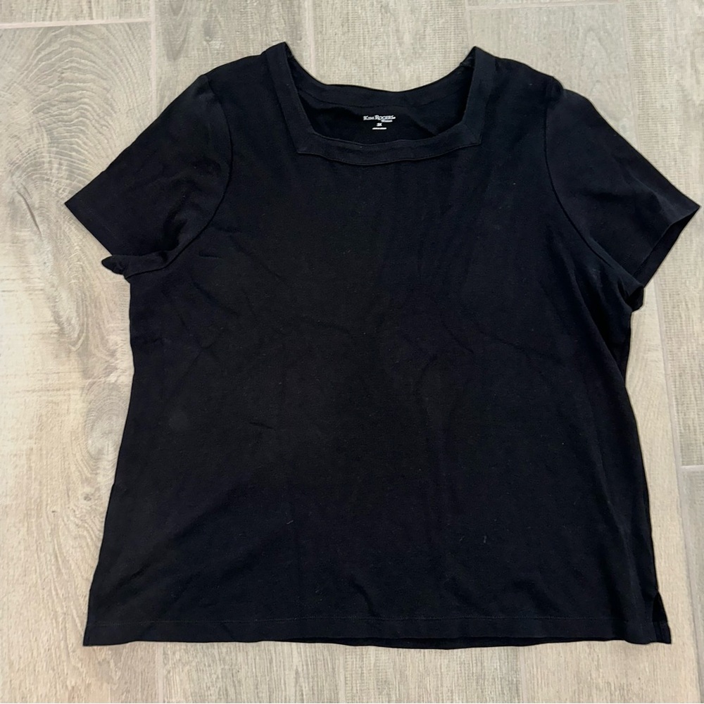 Kim Rogers Black Short-Sleeve Crewneck T-Shirt